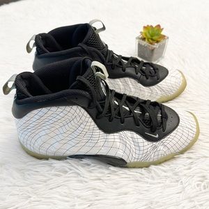 NIKE Lil Posite One Warped Grid High Top Sneakers CW 1596-005 black white 7y